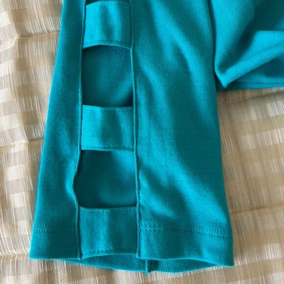 Turquoise Cotton Tee Size Petite Small - Picture 9 of 9